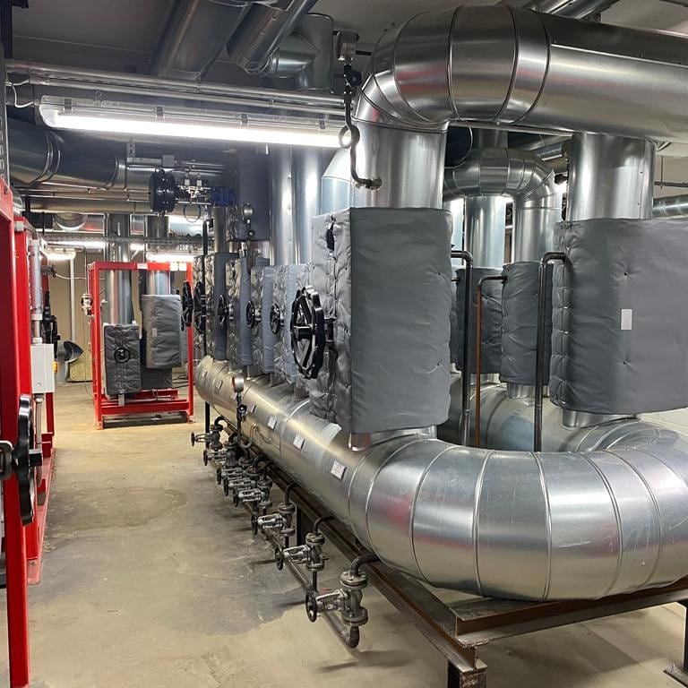 Branchenspezifische Isoliertechnik für Gewerbe / Industrie